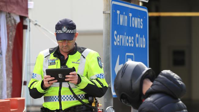 Police continue to patrol the NSW/Qld border at Griffith Street in Coolangatta due to Covid restrictions. Pics Adam Head