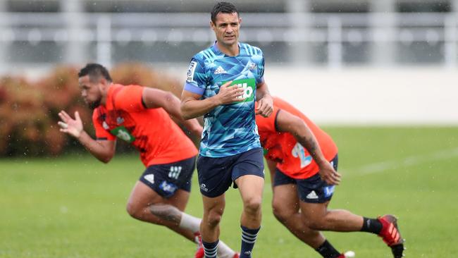 Dan Carter will make his home return playing for the Blues against the Hurricanes in Auckland