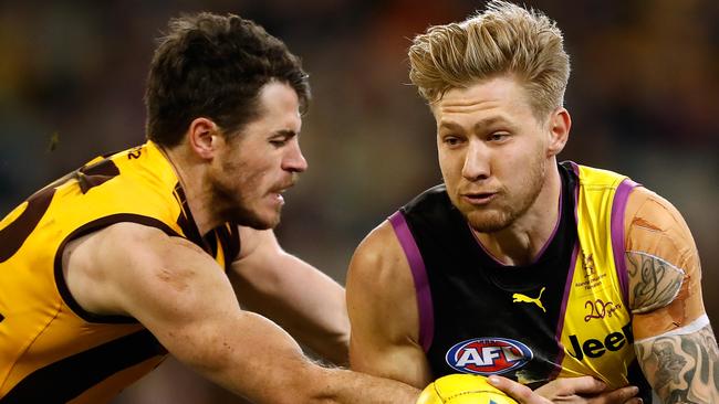 Isaac Smith (left) and the Hawks know Nathan Broad‘s Tigers are good. Picture: Getty Images