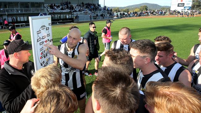 Wangaratta coach Ben Reid gives instructions to his players in last year’s Ovens and Murray league grand final. Picture Yuri Kouzmin