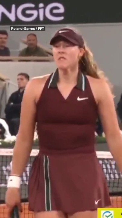 Mirra Andreeva loses her cool at the French Open