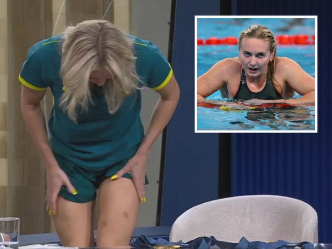 Ariarne Titmus has explained the bruises on her legs. Pictures: Channel 9, Getty