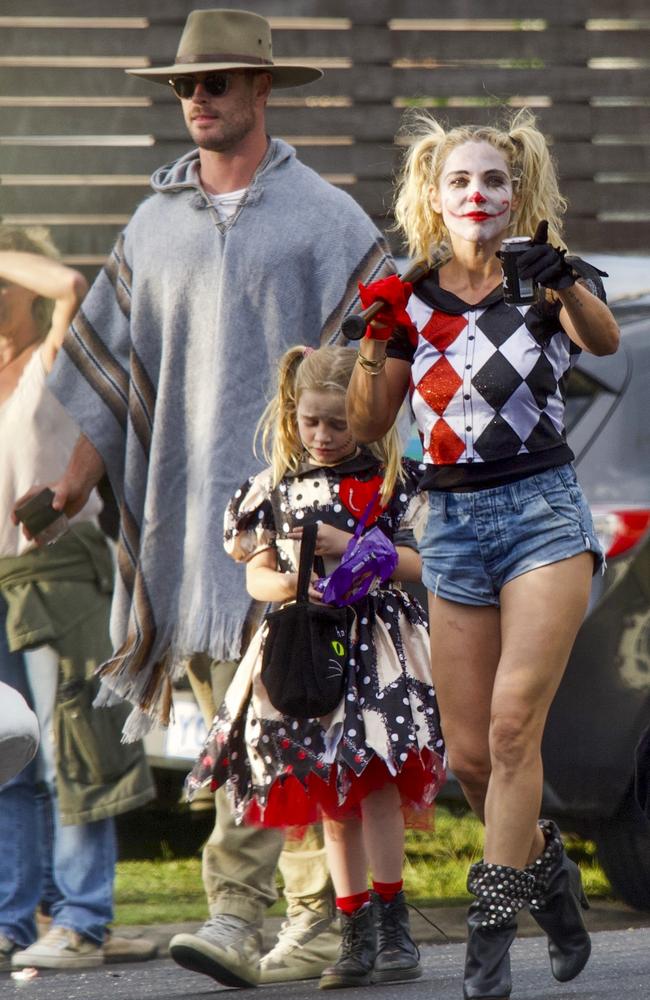 Chris Hemsworth and Elsa Pataky go trick or treating with their daughter. Picture: Media Mode