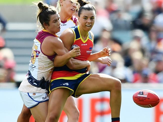 Catherine Svarc wore Ebony Marinoff like a glove – and it went a long way to the Lions winning the match. Picture: Mark Brake/Getty Images