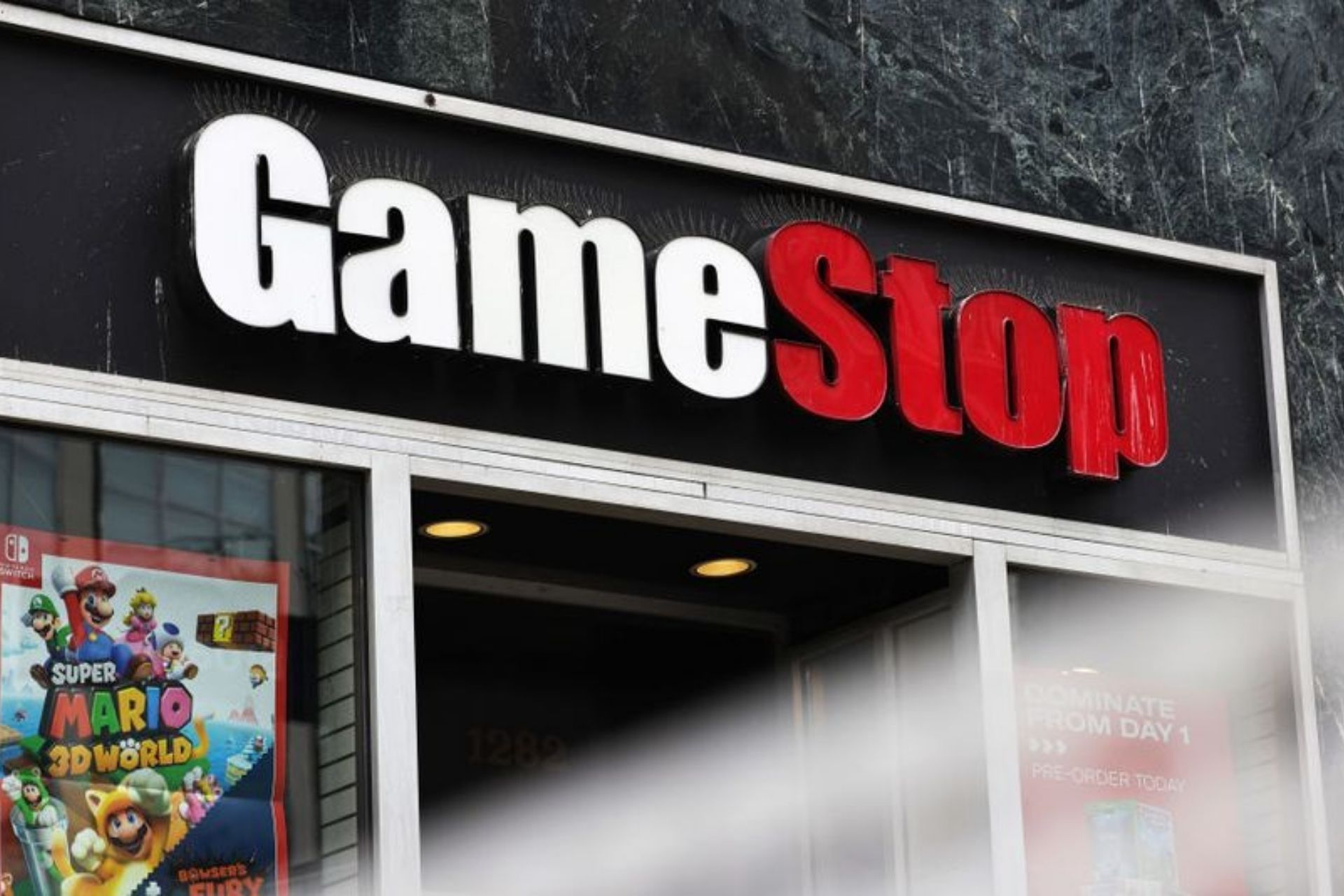 Your Guide To Gamestop R Wallstreetbets Why Reddit S Investing Hero Is Now Being Sued Gq