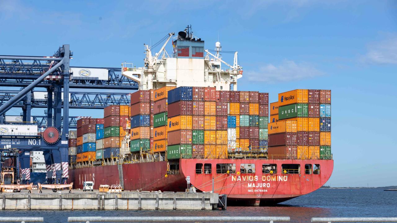 Some 2.5 million containers pass every year through Port Botany.