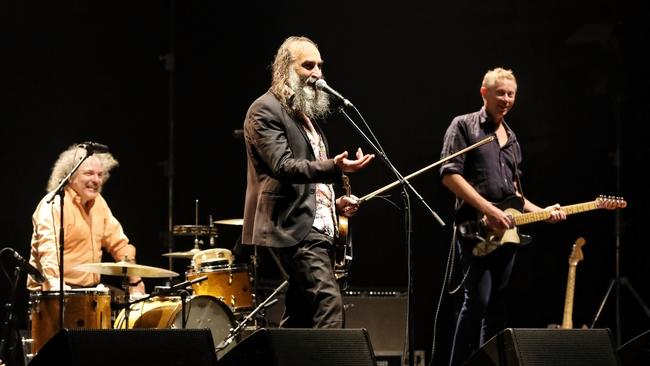 Warren Ellis (centre) addresses the crowd during Dirty Three’s Sydney Opera House performance at the Vivid 2019 festival. Picture: Prudence Upton