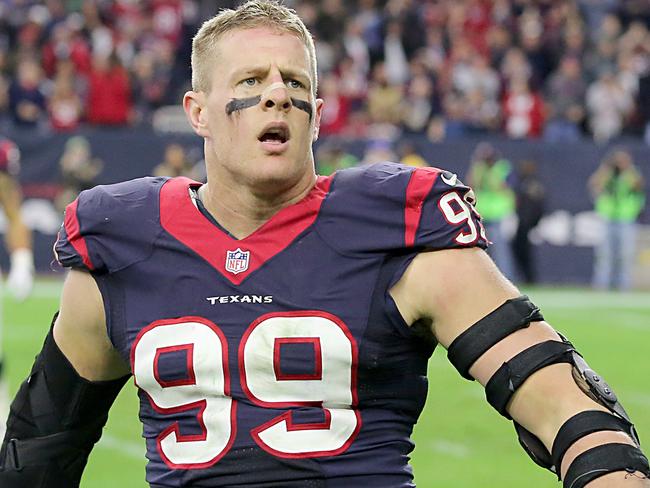 Get Inspired by NFL Superstar J.J. Watt's Sculpted Physique in 'Men's  Health'!