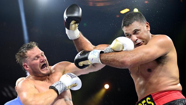 Justin Hodges (R) is keen to fight Barry Hall as a stepping stone to Paul Gallen. Picture: Jeremy Piper