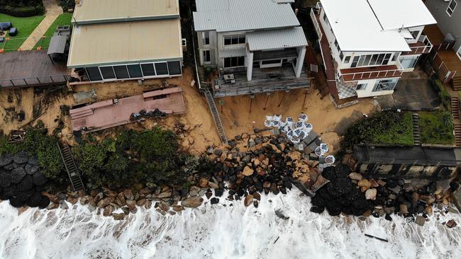 Homes along Ocean View Drive in Wamberal continue to teeter on the edge. Picture: Toby Zerna