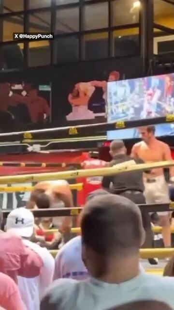  MMA fighter's disgraceful move during professional boxing debut