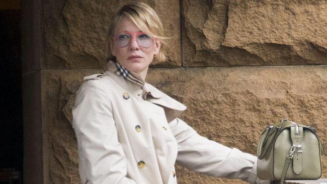 Aussie actor Cate Blanchett opted to stay in Sydney, wearing a Burberry coat in Sydney’s chilly weather. Picture: MEDIA-MODE.COM