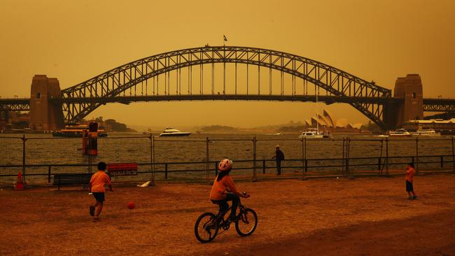 An eerie orange haze settles over Sydney. Picture: Sam Ruttyn