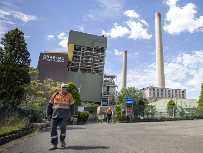 Eraring power station produces 20 per cent of NSW’s electricity supply, but accounts for less than 0.04 per cent of total global emissions. Picture: Liam Mendes