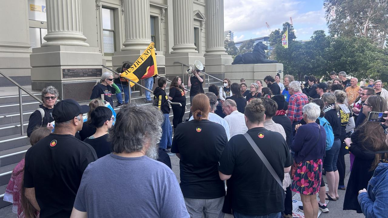 Opponents of Geelong council’s push to reinstate Australia Day celebrations are expected to again attend Tuesday night’s meeting.