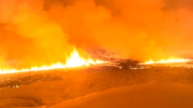 Pollution warning for Iceland’s capital Reykjavík as spectacular images ...