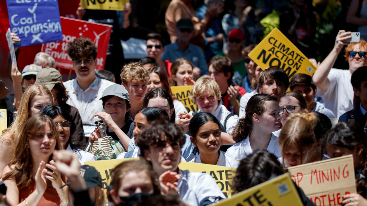 The group is calling on the federal government to take steps to end Australia’s dependency on fossil fuels. Picture: NCA NewsWire / Nikki Short