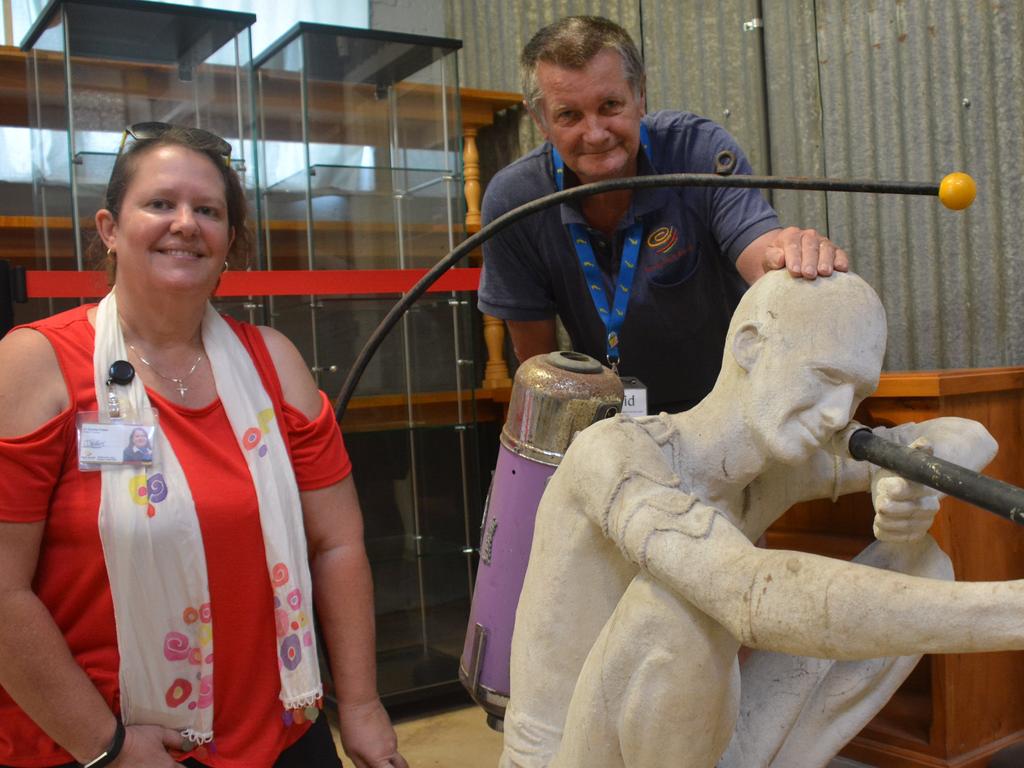 ART BUSTERS: South Burnett councillor Danita Potter and Discover South Burnett volunteer David Gifkins get to know the new statues in Kingaroy.