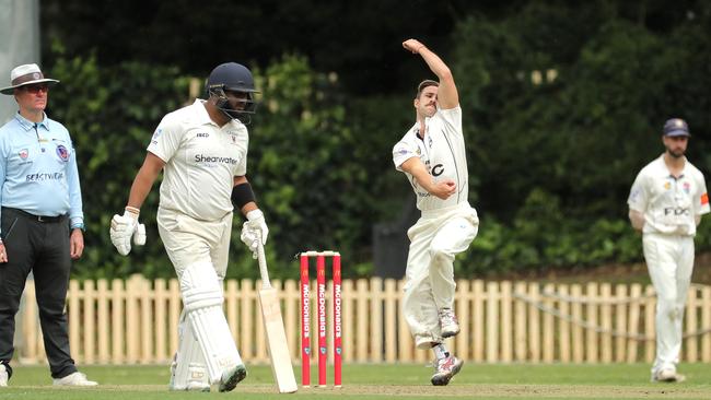 Devlin Malone of Sydney Uni bowls during Round 2 of the NSW Premier Cricket at the University of Sydney Oval on October 1, 2022. (Photo by Jeremy Ng / Newscorp)