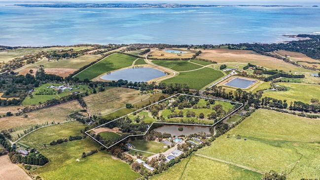 3650 Frankston-Flinders Road, Merricks, Vic 3916 - for herald sun real estate