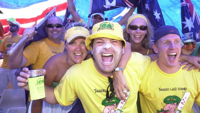 The Fanatics founder Warren Livingstone has sued US sports good company Fanatics in the Federal Court alleging trademark breaches.