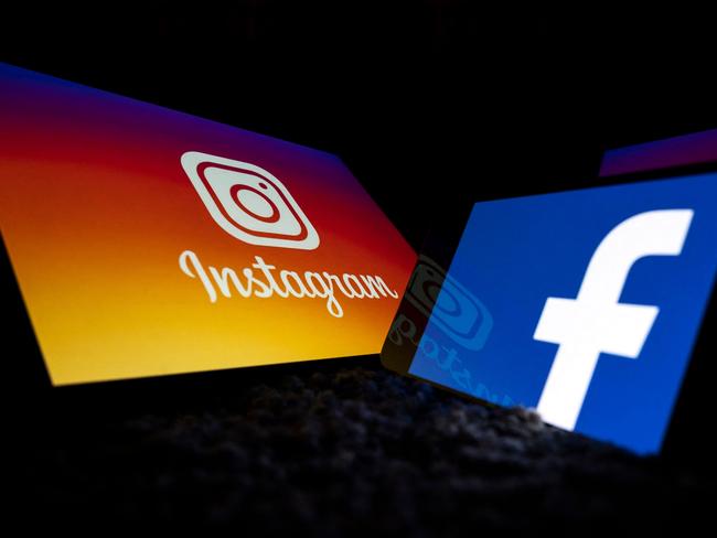 Social media giants have been set a deadline to better protect Aussie kids. Picture: AFP