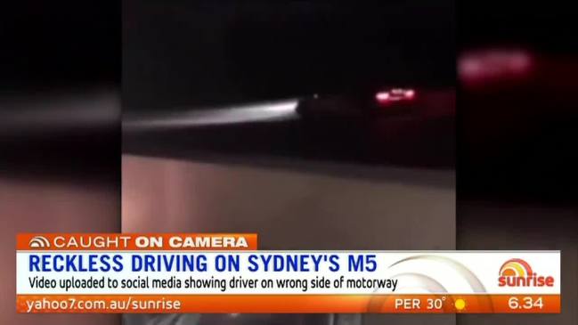 Car speeds in opposite direction on M5 (Sunrise)