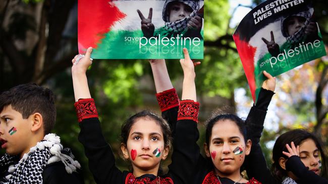 Australians in Sydney commemorate the killing and displacement of Palestinians in 1948. Picture: NCA NewsWire / Gaye Gerard