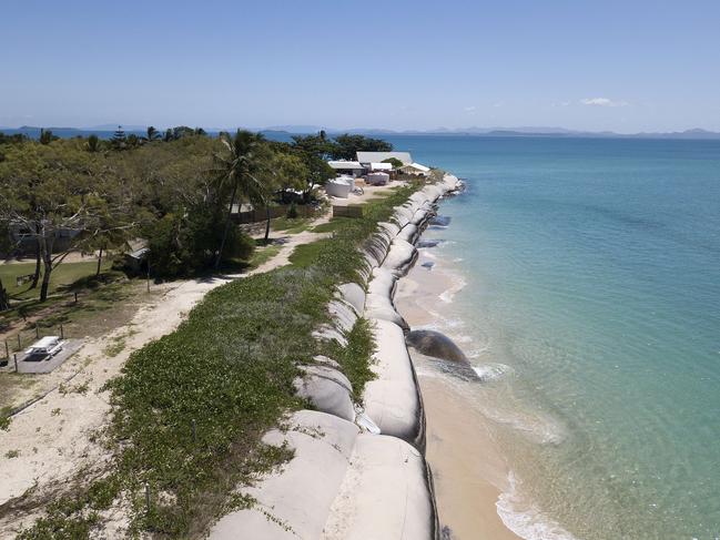 High-level help needed to save the ‘sacrificial sand’ of Great Keppel Island