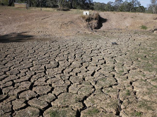 A dry dam in Mulgoa today, September 17, 2018. Sonia Crestani is running out of water on her small farm and has to buy food and water for her animals. (AAP Image/David Swift)