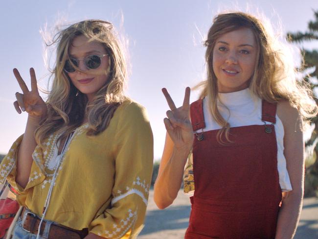 Elizabeth Olsen and Aubrey Plaza in Ingrid Goes West