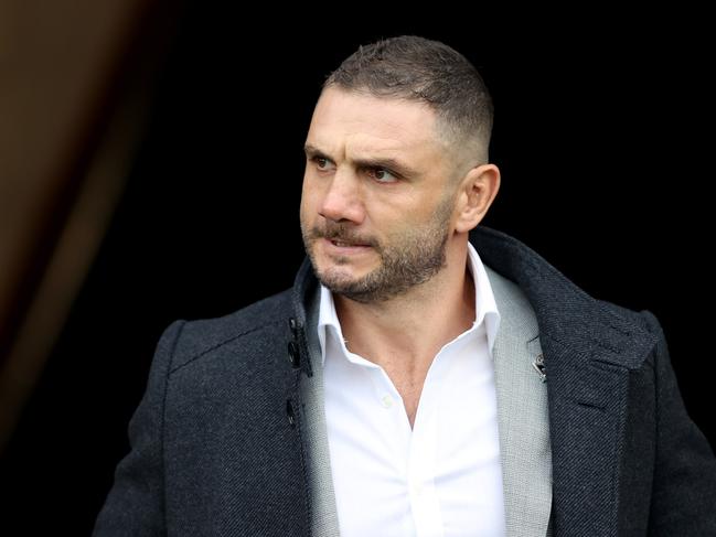 SYDNEY, AUSTRALIA - JUNE 15: Robbie Farah assistant coach of the Wests Tigers looks on during the round 15 NRL match between Wests Tigers and Gold Coast Titans at Leichhardt Oval on June 15, 2024 in Sydney, Australia. (Photo by Jason McCawley/Getty Images)