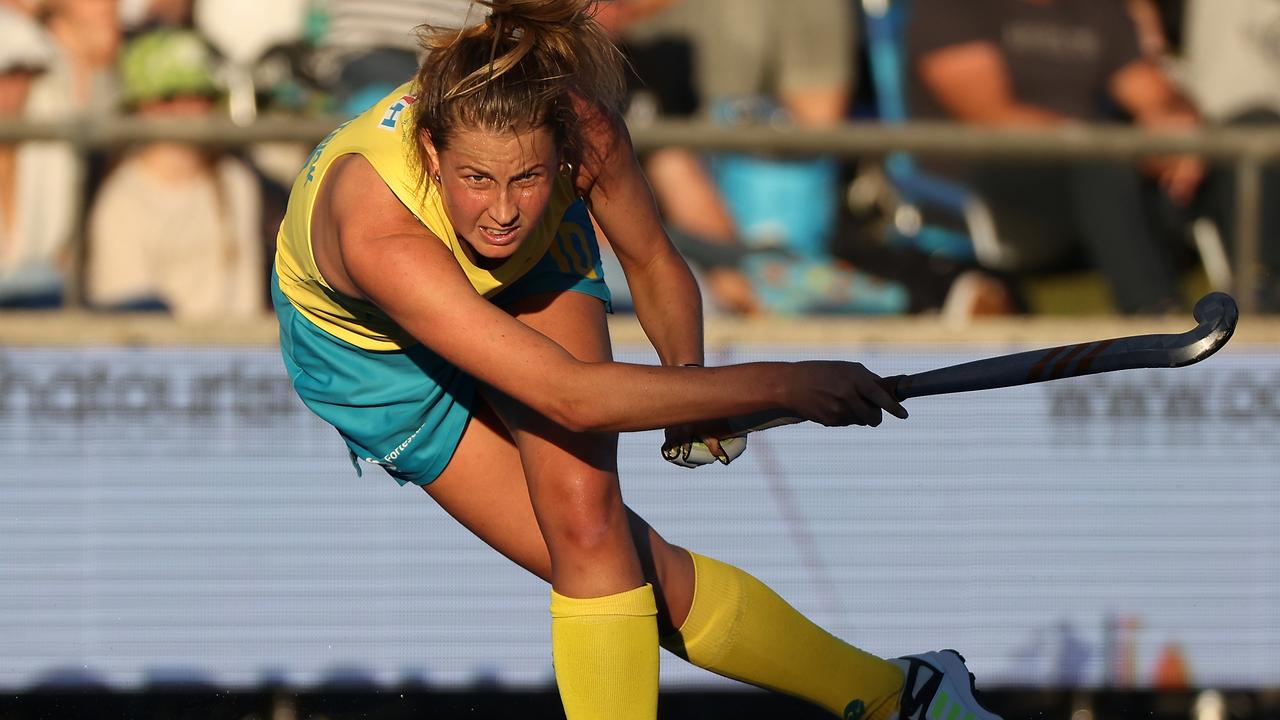 Madison Fitzpatrick takes on the New Zealand Black Sticks at Perth Hockey Stadium last year.