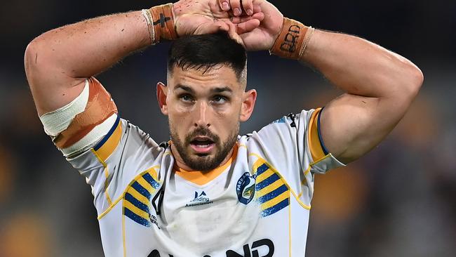 Ryan Matterson of the Eels looks dejected after his team's defeat during the round 24 NRL match between the Brisbane Broncos and Parramatta Eels at The Gabba on August 11, 2023 in Brisbane, Australia. (Photo by Albert Perez/Getty Images)