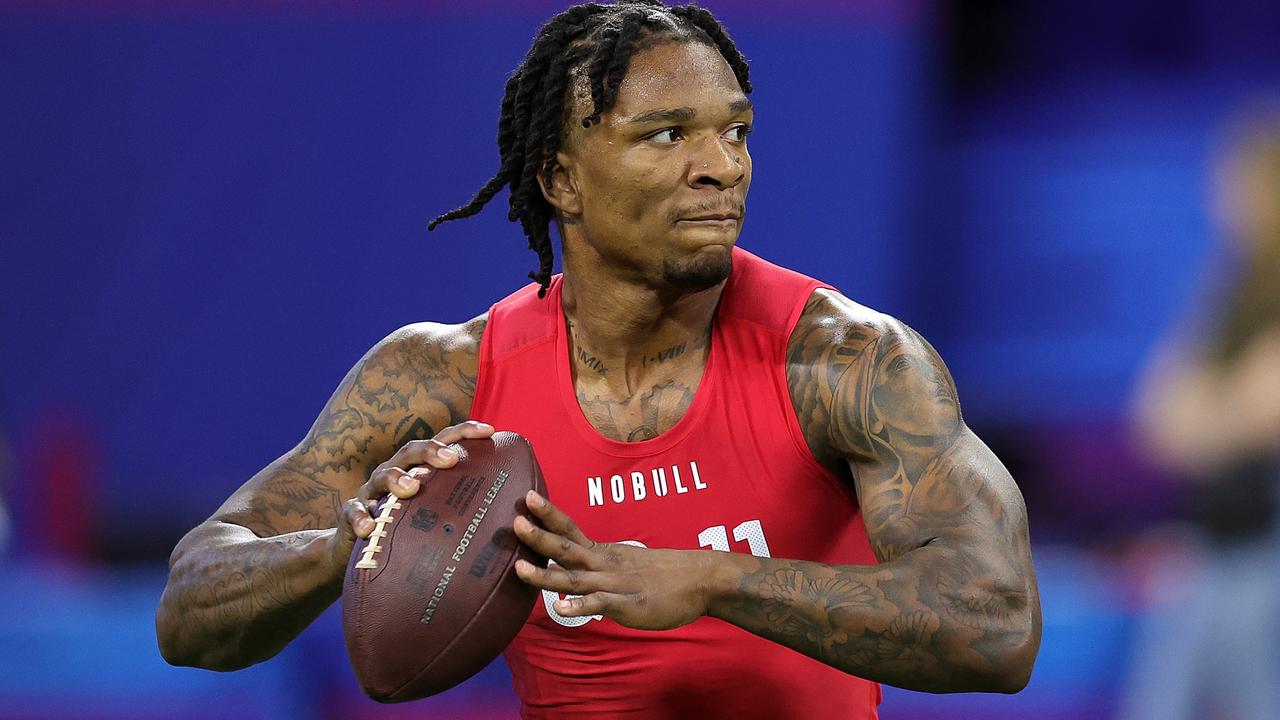 10 Most Athletic Freaks in NFL Scouting Combine History 