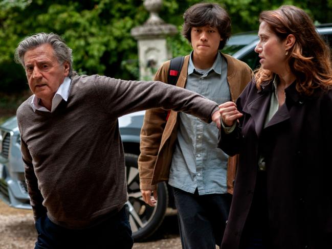 Daniel Auteuil, Matthieu Galoux and Emmanuelle Devos in A Silence.