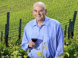  James Halliday Reviews his top 100 wines for 2012. 