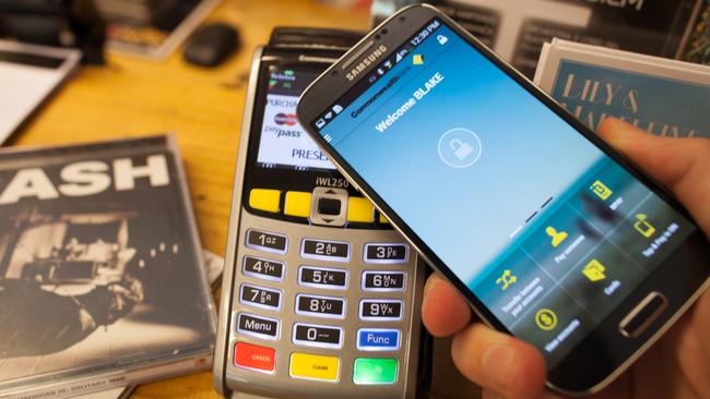 Commonwealth Bank of Australia is the first bank globally to offer this service to its customers, using Mobile MasterCard PayPass on the embedded secure element on the Samsung Galaxy S4 at MasterCard PayPass terminals worldwide. supplied MasterCard