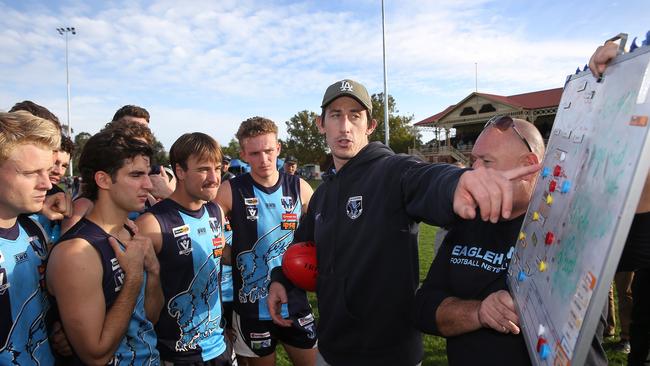 Eaglehawk coach Travis Matheson. Picture: Yuri Kouzmin