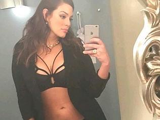 Plus size model slammed for weight loss