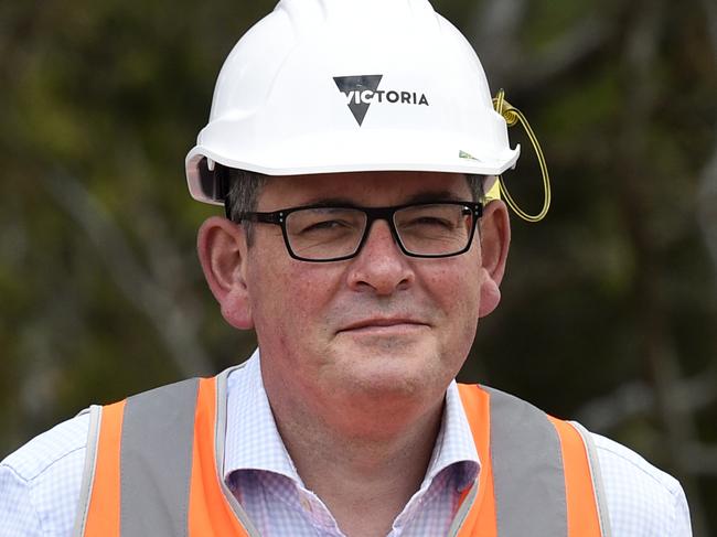 MELBOURNE, AUSTRALIA - NewsWire Photos NOVEMBER 04, 2021: Victorian Premier Daniel Andrews visits the rail duplication project on the Cranbourne rail line in Melbourne's outer south-east. Picture: NCA NewsWire / Andrew Henshaw