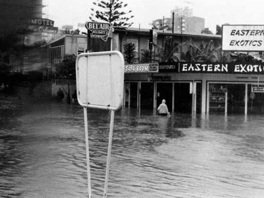 Waist high 1974 flood on the corner of Cavill and Ferny Avenues.