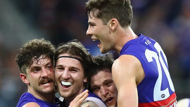 Tom Liberatore, Marcus Bontempelli, Dale Morris and Josh Dunkley. (Photo by Ryan Pierse/Getty Images)