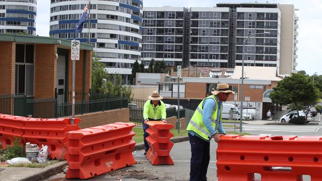 The border ‘wall’ at Tweed Border being dismantled in December. With interstate travel opening up, the heat may come out of Brisbane’s property market. Picture Glenn Hampson