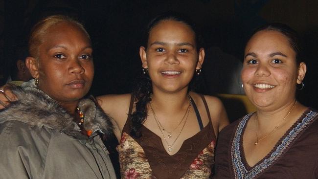 Mindy Freeman, Jodie Dodd and Allyra Blair at Mantaz Club and Bar pic Bryan Lynch AD065014