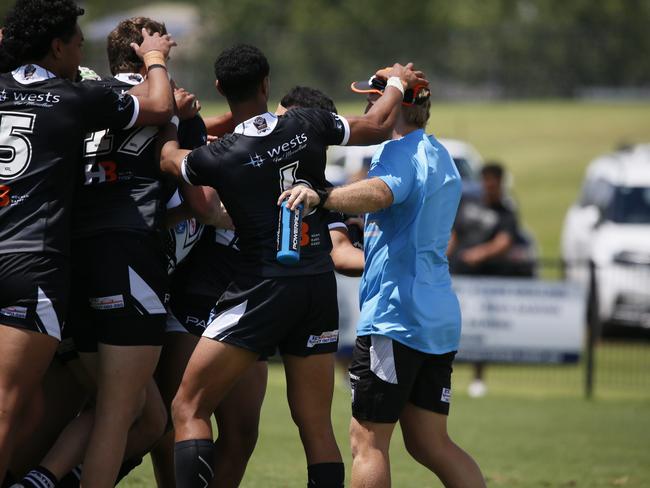 Magpies celebrate a try. Picture: Warren Gannon Photography