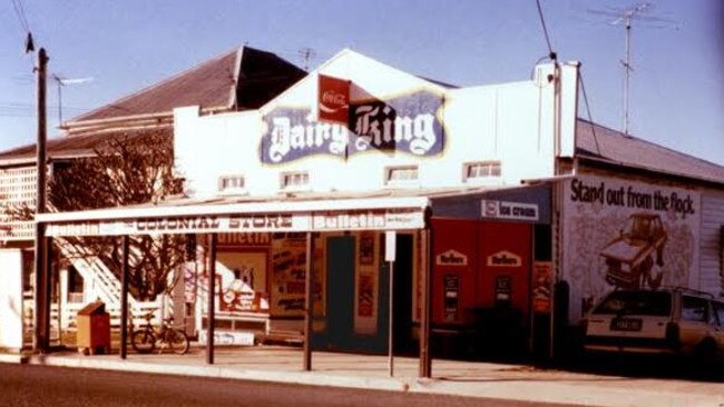 Colonial Store at 62 Queen Street, Southport, Queensland, circa 1970s [picture] / George Litfin, photographer. Source: Gold Coast Local Studies Library.