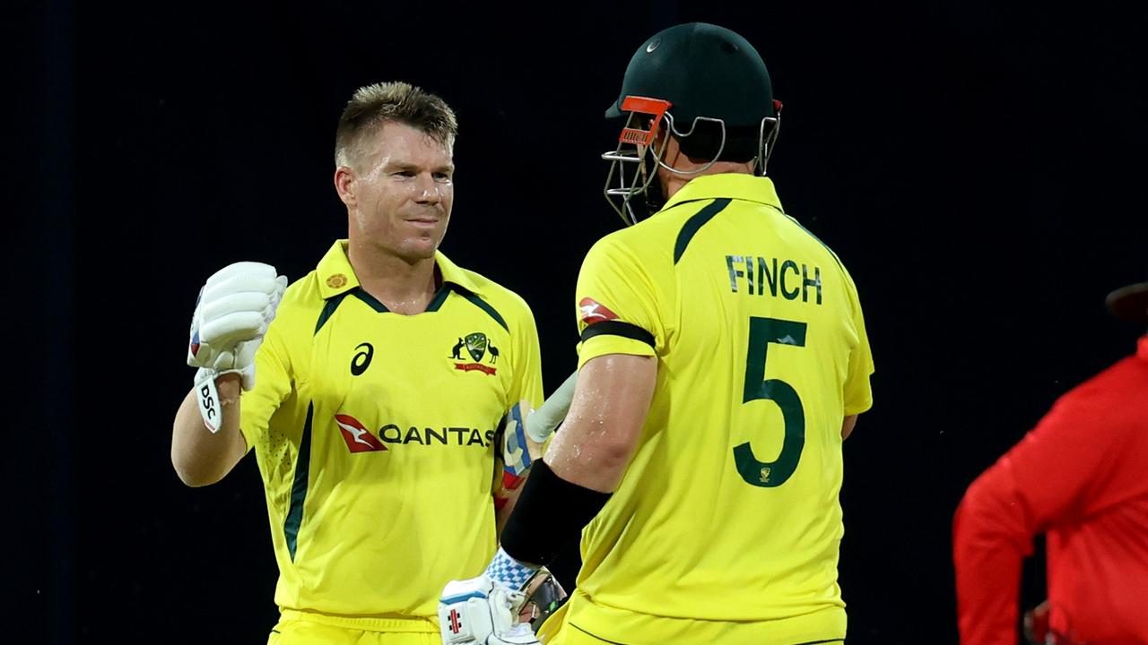 Aaron Finch, David Warner power Australia to thumping win over Sri Lanka in  first T20 | The Australian