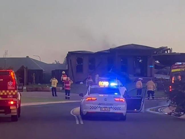 A house alight on Freshwater Dr, Dubbo. Photo: Facebook