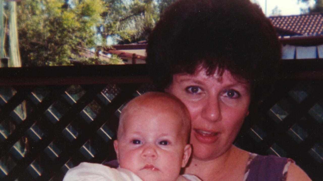 Kathleen Folbigg with her baby daughter Sarah.